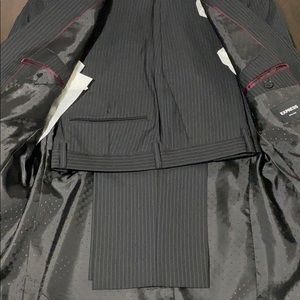 EXPRESS Men’s Extra Slim Pinstripe Suit